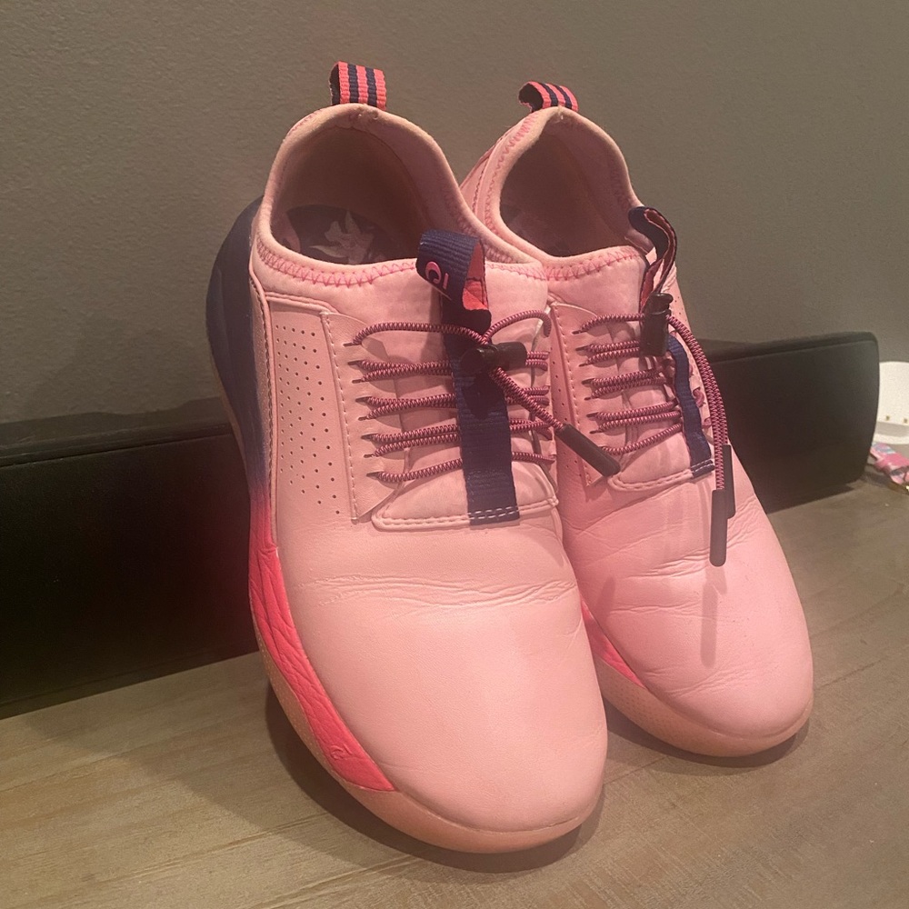 Clove Pink shoes size 6.5